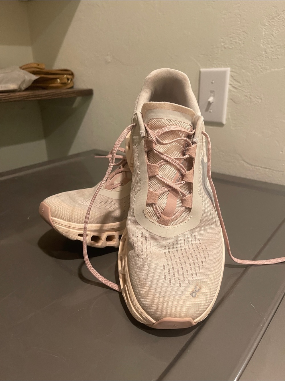 On Running cloudmonster Women's Running Shoes - Pale Pink/Cream